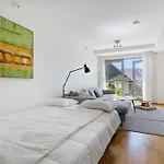 Apartman W Balcony Bergen